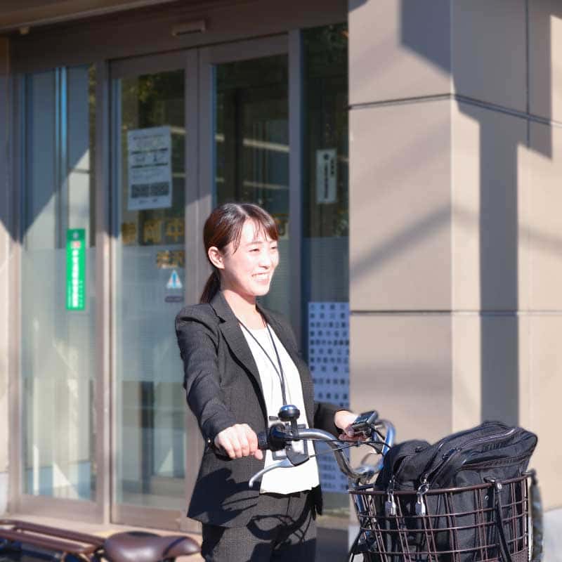 静岡中央銀行　行員